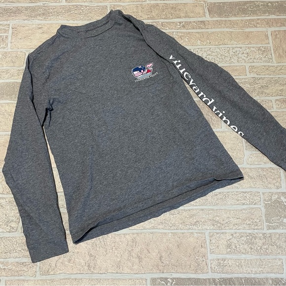 Vineyard Vines XS gray long sleeve - Picture 2 of 5